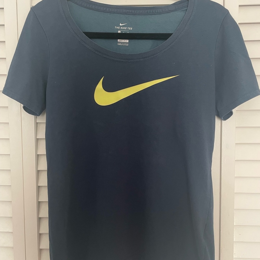 Small Nike Swoosh Tee